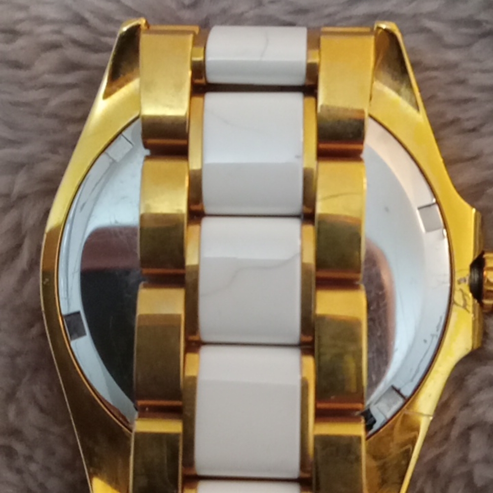 Guess watch - Picture 3 of 3